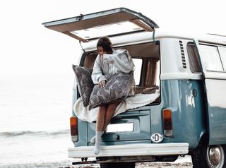 Volkswagen T2 1978 Bus-thumb-3
