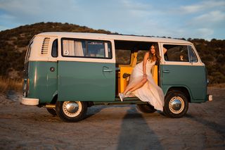 Volkswagen T2 1978 Bus-thumb-6