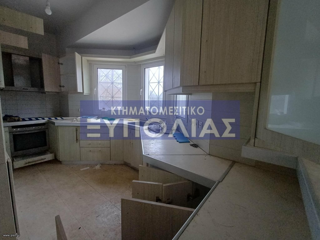 Μονοκατοικία 300 τ.μ. προς πώληση, Αθήνα - Ανατολικά Προάστια, Κορωπί