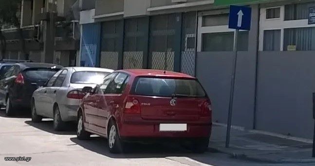 Επιχειρηματικό κτίριο 418 τ.μ. προς πώληση, Φιλίππου