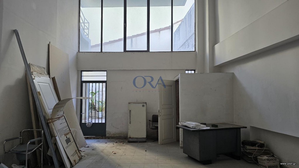 Κατάστημα 104 τ.μ. προς ενοικίαση, Κέντρο Πάτρας