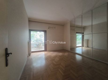 Επαγγελματικό 230 τ.μ. πρός ενοικίαση
