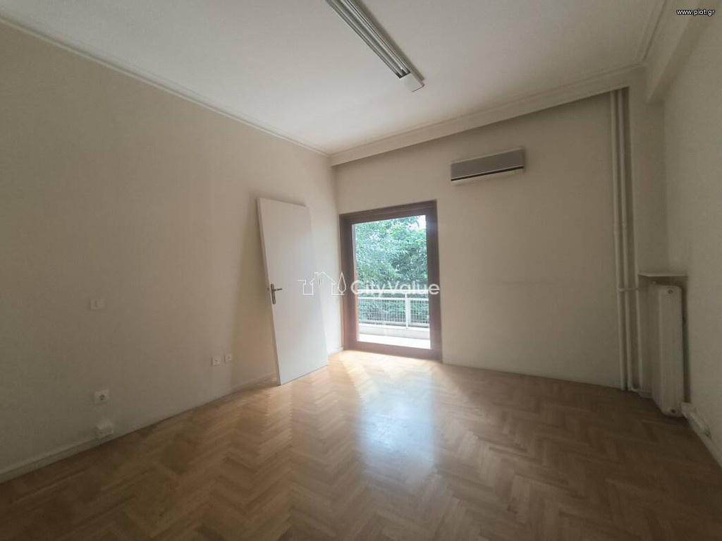 Επαγγελματικό 230 τ.μ. πρός ενοικίαση, Αθήνα - Κέντρο, Κολωνάκι - Λυκαβηττός