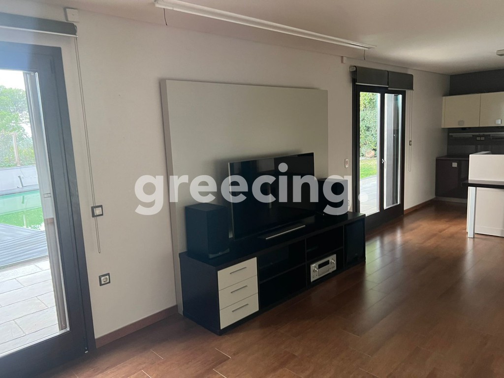 Μονοκατοικία 645 τ.μ. πρός ενοικίαση, Αθήνα - Βόρεια Προάστια, Πεντέλη