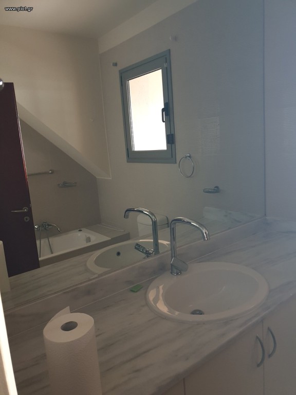 Μεζονέτα 230 τ.μ. πρός ενοικίαση, Αθήνα - Νότια Προάστια, Γλυφάδα