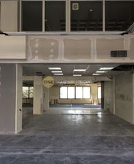 Επιχειρηματικό κτίριο 800 τ.μ. πρός ενοικίαση