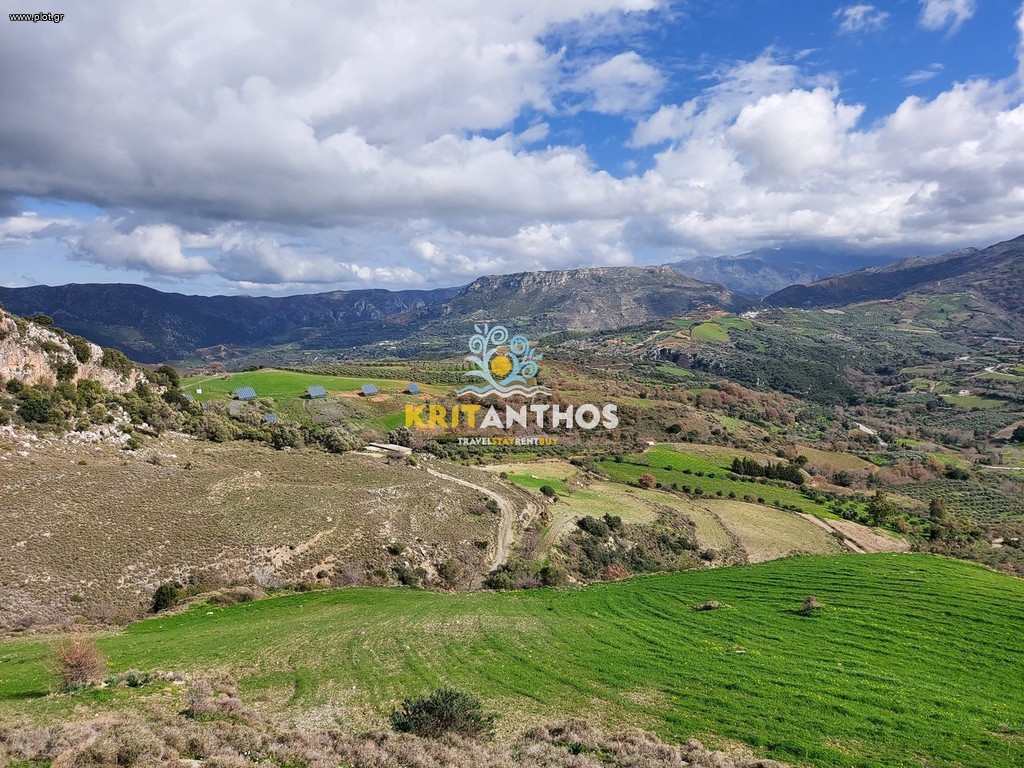 Land plot 51.000 sqm for rent, Patsos