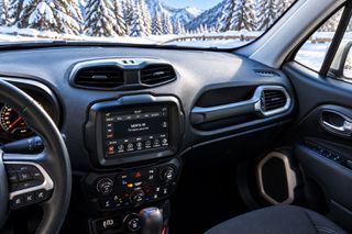 Jeep Renegade 2020 1.3 AUTOMATIC 4×4-thumb-9