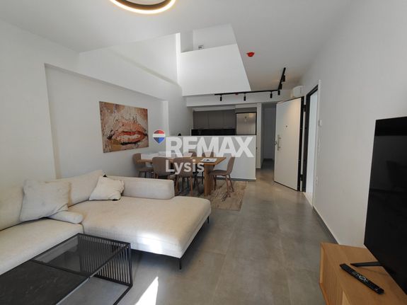 Maisonette 132 sqm for rent, Athens - West, Petroupoli