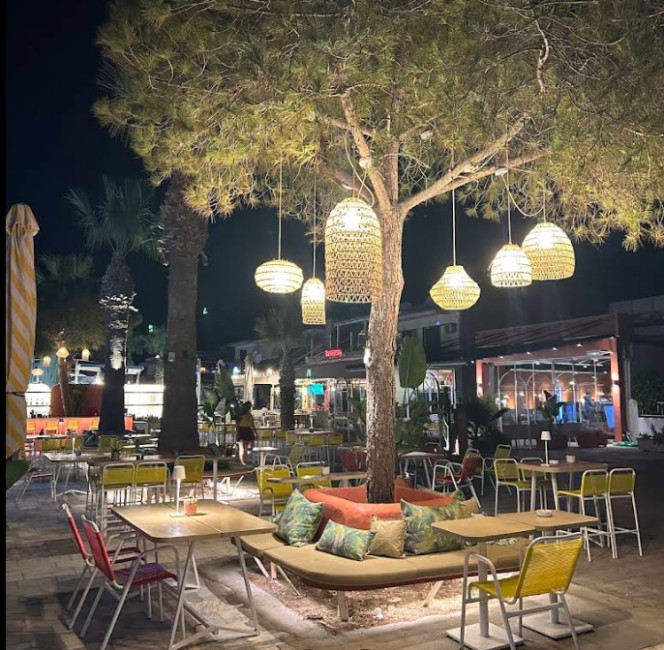 Κατάστημα 330 τ.μ. πρός ενοικίαση, Εύβοια, Ερέτρια