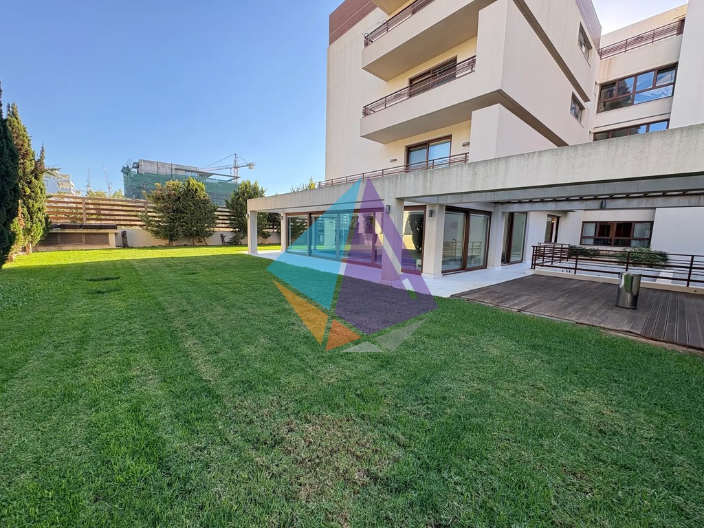 Διαμέρισμα 300 τ.μ. προς ενοικίαση, Ελληνικό