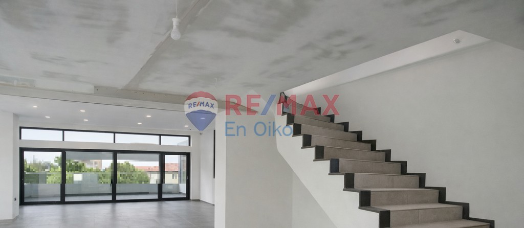 Επιχειρηματικό κτίριο 700 τ.μ. πρός ενοικίαση, Αθήνα - Βόρεια Προάστια, Χαλάνδρι