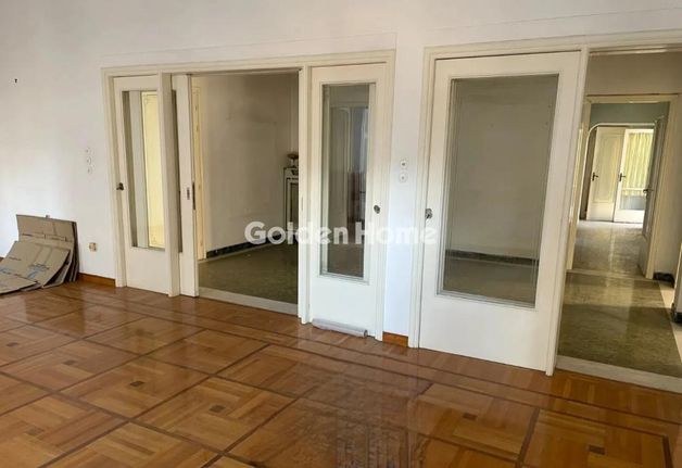 Κτίριο 700 τ.μ. για πώληση, Πειραιάς, Καστέλλα