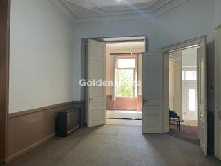 Κτίριο 700 τ.μ. για πώληση, Πειραιάς, Καστέλλα-thumb-1
