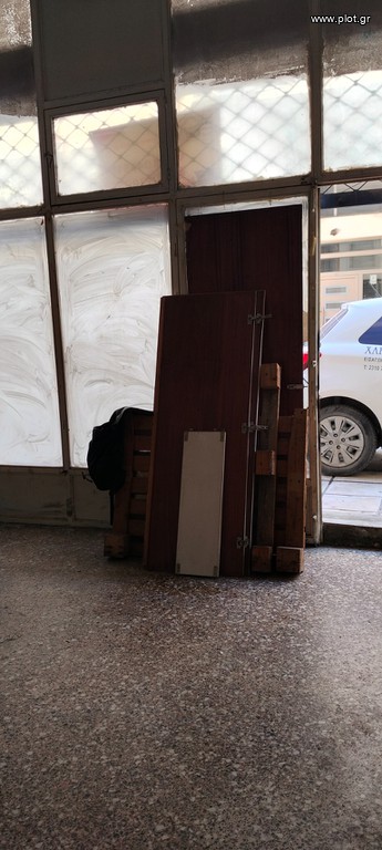 Κατάστημα 54 τ.μ. προς πώληση, Σκεπάρνη
