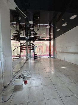 Κατάστημα 52 τ.μ. πρός ενοικίαση