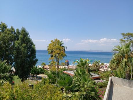 Οικόπεδο 1.040 τ.μ. προς πώληση