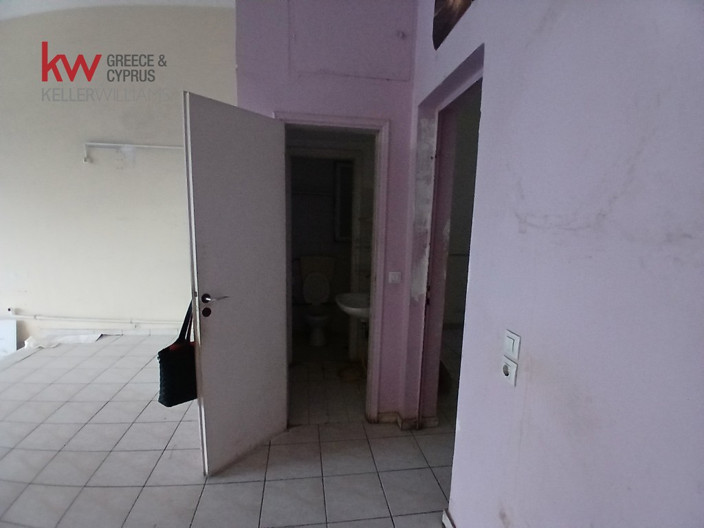 Κατάστημα 70 τ.μ. προς ενοικίαση, Άγιος Δημήτριος Αττικής