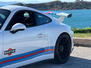 Porsche 911 2016 GT3-thumb-2