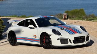 Porsche 911 2016 GT3-thumb-1