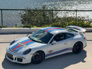 Porsche 911 2016 GT3-thumb-8