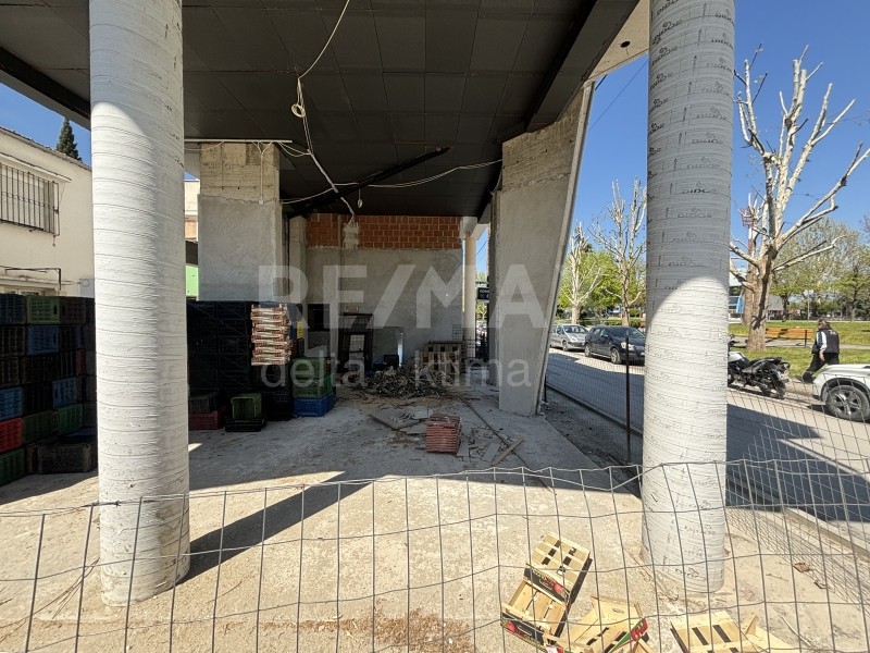 Επιχειρηματικό κτίριο 80 τ.μ. πρός ενοικίαση, Ν. Λάρισας, Λάρισα