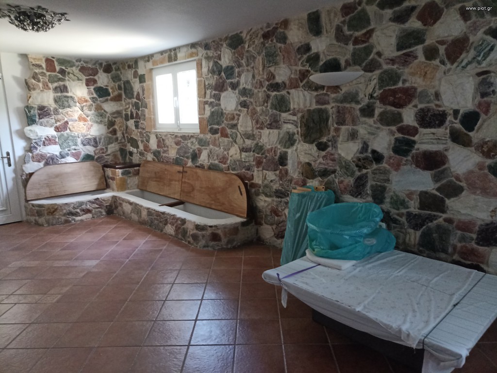 Μεζονέτα 190 τ.μ. πρός ενοικίαση, Αθήνα - Βόρεια Προάστια, Δροσιά