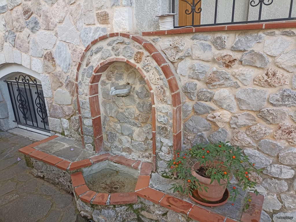 Μεζονέτα 190 τ.μ. πρός ενοικίαση, Αθήνα - Βόρεια Προάστια, Δροσιά