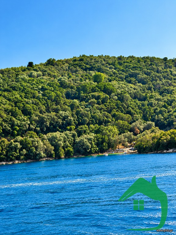 Οικόπεδο 20.000 τ.μ. πρός πώληση, Ν. Λευκάδας, Μεγανήσι