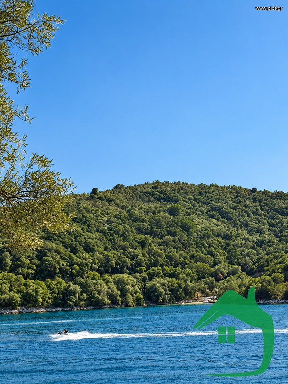 Οικόπεδο 20.000 τ.μ. πρός πώληση, Ν. Λευκάδας, Μεγανήσι