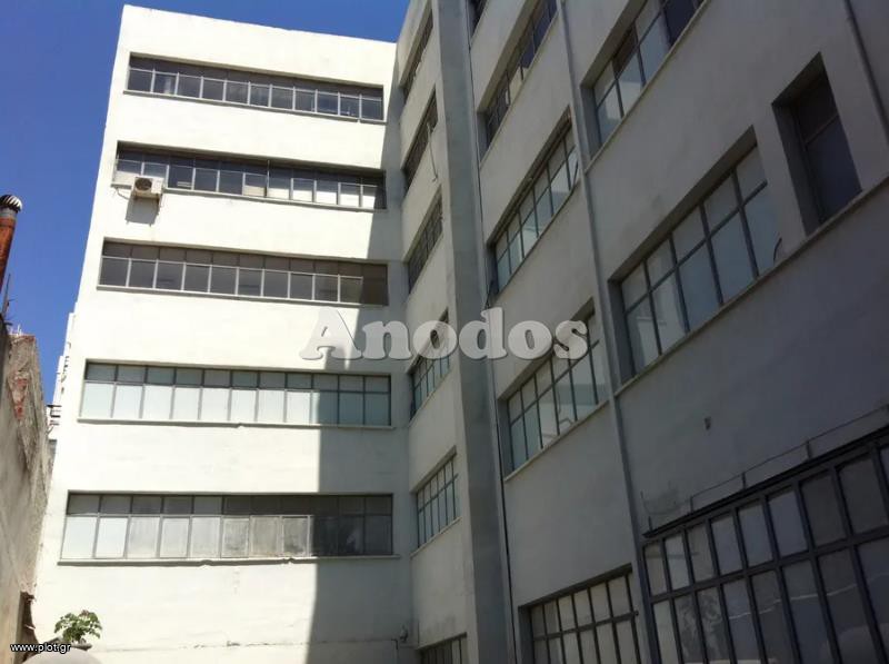 Βιοτεχνικός χώρος 3.000 τ.μ. προς ενοικίαση, Κέντρο Πειραιά