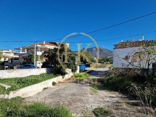 Land plot 600 sqm for sale