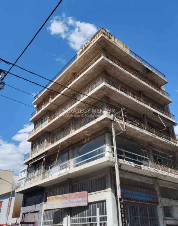 Επιχειρηματικό κτίριο 950 τ.μ. πρός πώληση, Πειραιάς, Καμίνια