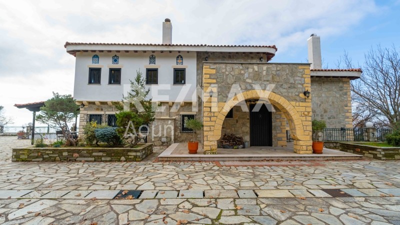 Μεζονέτα 554 τ.μ. προς πώληση, Κέντρο Πορταριάς