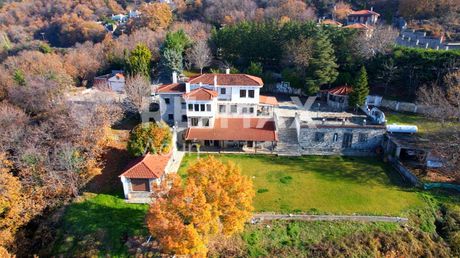 Μεζονέτα 554 τ.μ. προς πώληση