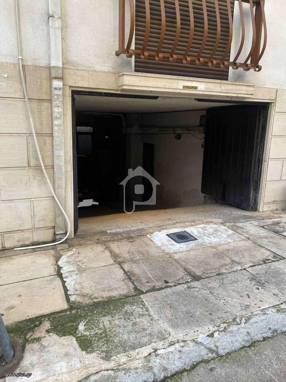 Parking 46 τ.μ. προς πώληση, Πειραιάς, Φρεαττύδα