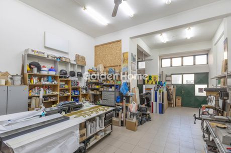 Store 76 sqm for sale