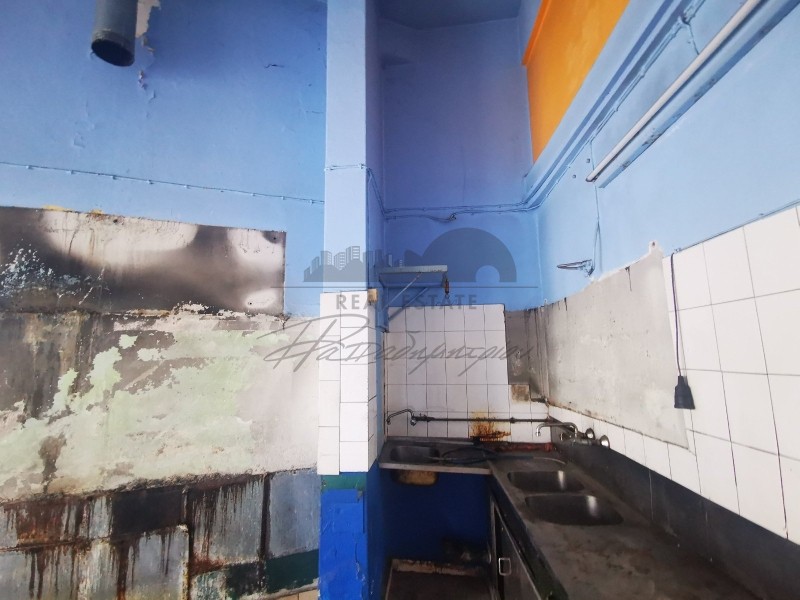 Επιχειρηματικό κτίριο 130 τ.μ. προς ενοικίαση, Νεάπολη Βόλου