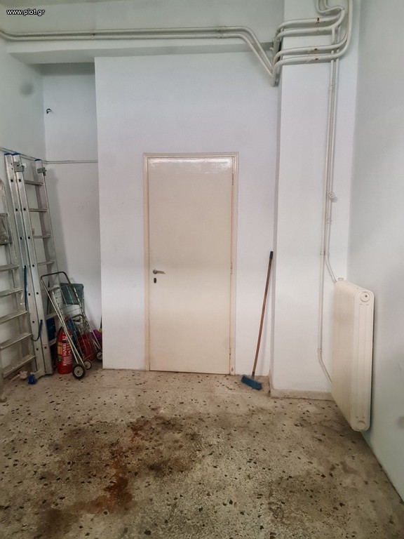 Αποθήκη 18 τ.μ. πρός ενοικίαση, Αθήνα - Δυτικά Προάστια, Περιστέρι