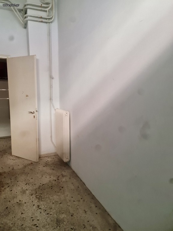 Αποθήκη 18 τ.μ. πρός ενοικίαση, Αθήνα - Δυτικά Προάστια, Περιστέρι