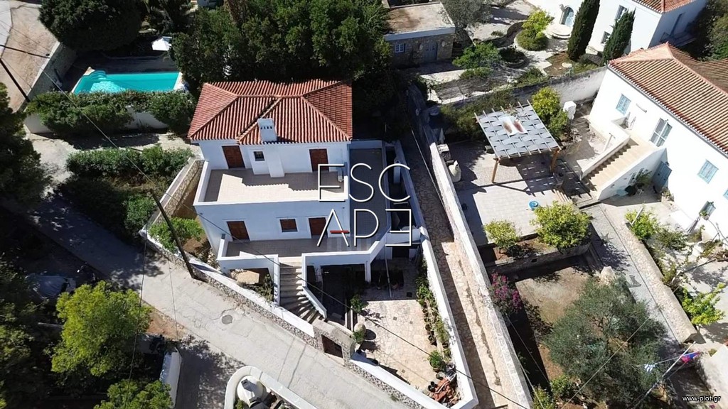 Μονοκατοικία 240 τ.μ. προς πώληση, Μονή Αγίων Πάντων Σπετσών