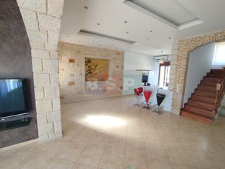 Βίλλα 200 τ.μ. προς ενοικίαση, Χερσόνησος-thumb-10