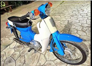 Honda C 1990