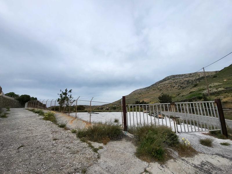 Οικόπεδο 4.004 τ.μ. προς πώληση, Κυκλάδες, Σύρος