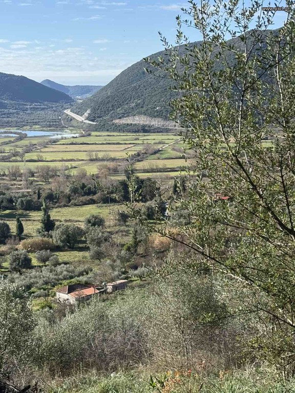 Αγροτεμάχια 8.502 τ.μ. πρός πώληση, Θεσπρωτία, Παραμυθιά