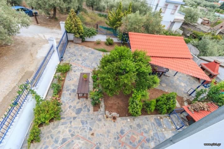 Μεζονέτα 270 τ.μ. πρός πώληση, Μαγνησία, Αισωνία