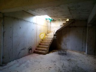 Building 500 sqm for sale