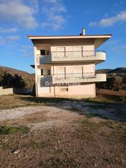 Building 300 sqm for sale