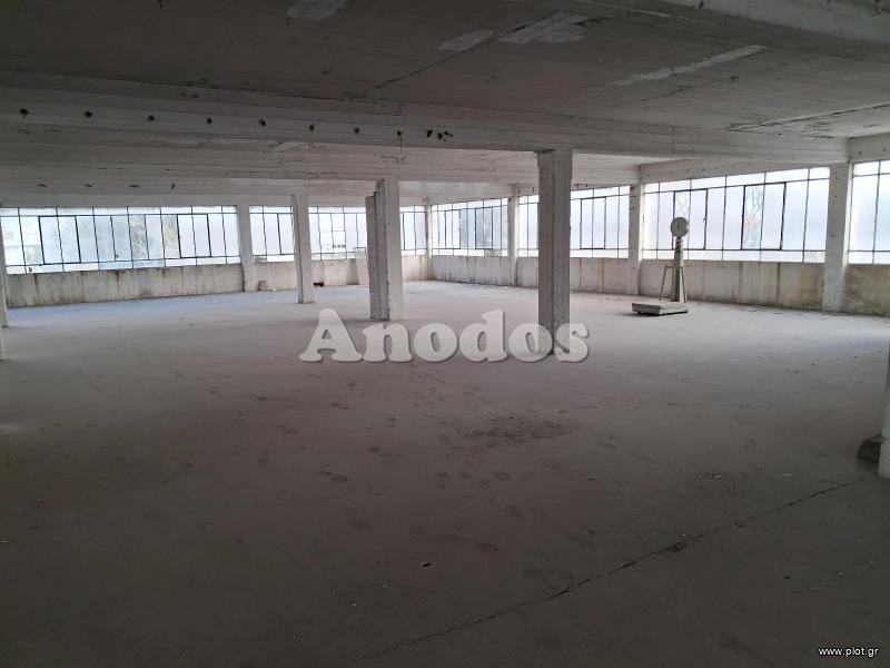 Κατάστημα 2.750 τ.μ. προς ενοικίαση, Βοτανικός Αθήνας