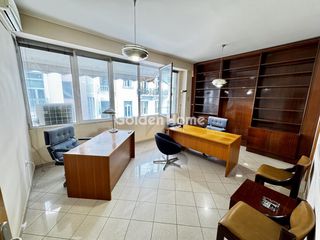 Office 65 sqm for rent